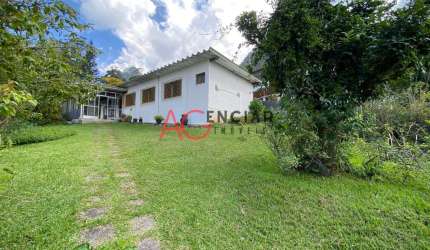 Casa à venda no bairro Granja Guarani - Teresópolis/RJ