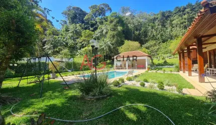 Casa em Condomínio alto padrão