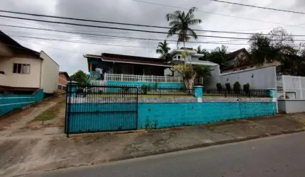 CASA no PETRÓPOLIS com 3 quartos para VENDA, 234 m²