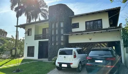 CASA no SAGUAÇÚ com 3 quartos para VENDA, 1170 m²