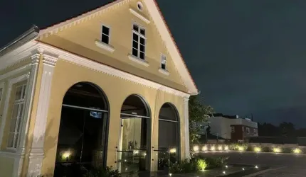 IMÓVEL COMERCIAL no CENTRO com 0 quartos para LOCAÇÃO, 180 m²