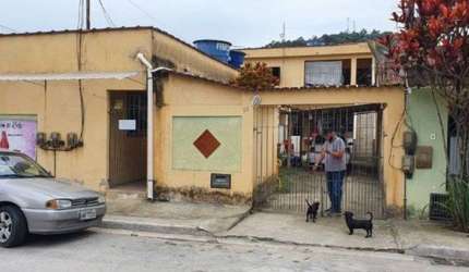 Casa no Parque Mambucaba (Perequê) próximo a Rodovia