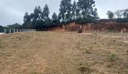 EXCELENTE LOTES NA AREA RURAL COM 2.000 M2 1.800 M2 E 1.500 M2 VALORES 135.000 125.000 E 115.000 COTIA