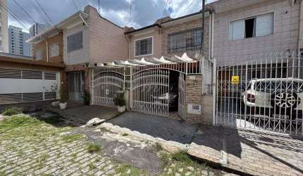 Sobrado em Vila Fechada no Tatuapé: Conforto e Localização Privilegiada