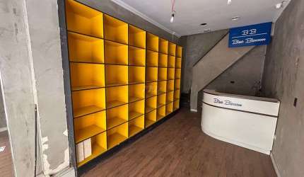 Loja Comercial para Aluguel no Bom Retiro, São Paulo - 72m² em Galeria