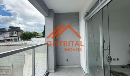 Casa com 3 Quartos e 2 banheiros à Venda, 180 m² por R$ 435.000