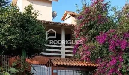 Casa com 3 quartos à venda na das Laranjeiras, 301, Scharlau, São Leopoldo por R$ 1.100.000