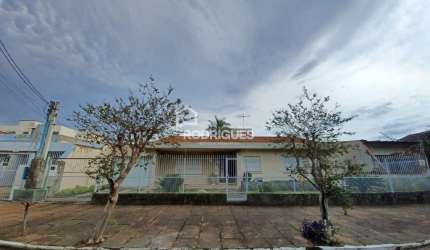 Casa com 4 quartos à venda na Rua Santo Antônio, 1155, Centro, São Leopoldo por R$ 950.000