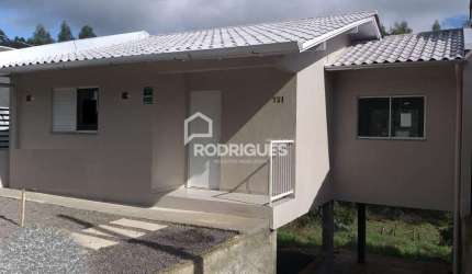 Casa com 2 quartos à venda na Julio de Castilhos, 731, Portão Velho, Portão por R$ 330.000