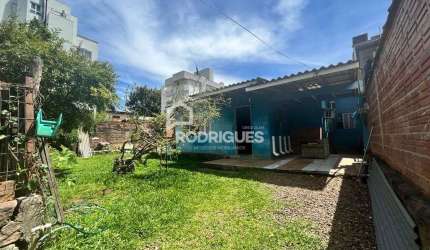 Casa com 2 quartos à venda na Rua Borges de Medeiros, 225, Morro do Espelho, São Leopoldo por R$ 400.000