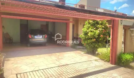 Casa com 3 quartos à venda na Rua Regina Mundi, 131, Cristo Rei, São Leopoldo por R$ 750.000
