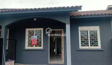Casa com 2 quartos para alugar na Rua Porto Branco, 166, Campina, São Leopoldo por R$ 1.700