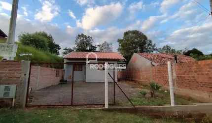 Casa com 3 quartos para alugar na Rua Rheno Fauth, 251, Jardim Luciana, São Leopoldo por R$ 1.500