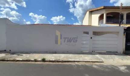 Casa com 4 quartos para alugar no Jardim Lutfalla, São Carlos  por R$ 3.778