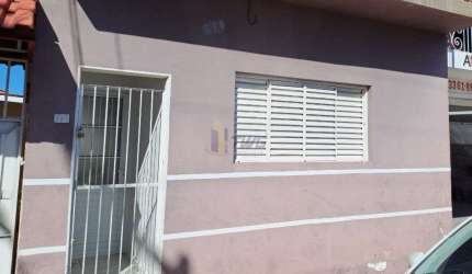 Casa com 1 quarto para alugar na Vila Brasília, São Carlos  por R$ 793