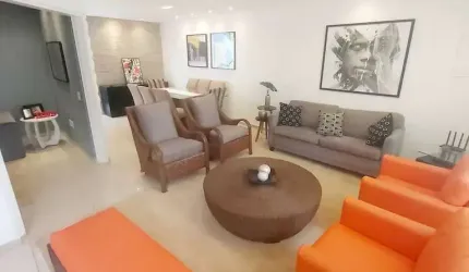 Belíssimo Sobrado com 3 Quartos, 4 Vagas, 203m² no Centro de Osasco.