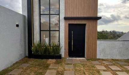 Casa Nova em Condomínio sendo 3 Dormitórios e 2 Vagas,Santana de Parnaíba.