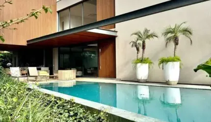 CASA DE LUXO! 537m², 4+1 suítes, Tamboré 10.
