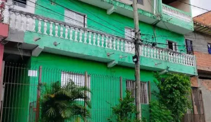 Casa em Barueri - Oportunidade de renda, 390m², próximo a comércios.