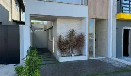 Linda Casa nova! no The Square Village, 3 Dorms. 1 St, 128m².