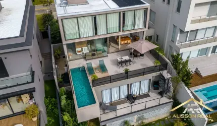 Deslumbrante casa à venda no Genesis II, 450m² de terreno, 4 Suítes.