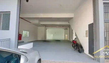 Excelente Salão Comercial Bela Vista - 220 m2 e 2 banheiros - 8.000,00
