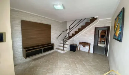 Linda Casa em Condomínio, Alto de Quitaúna, 02 suítes - Osasco