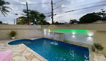 Sobrado para Venda em Guarujá, Jardim Cunhambebe (Vicente de Carvalho), 3 dormitórios, 1 suíte, 4 banheiros, 2 vagas