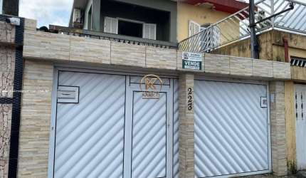 Sobrado para Venda em Guarujá, Vila Áurea (Vicente de Carvalho), 3 dormitórios, 2 banheiros, 2 vagas
