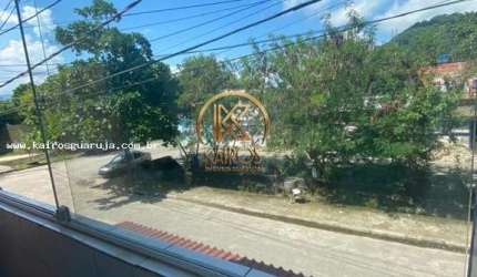 Sobrado para Venda em Guarujá, MORRINHOS, 4 dormitórios, 1 suíte, 3 banheiros