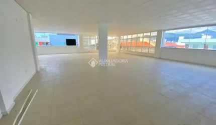 Ponto comercial para alugar na Rua Madrid, 308, Santa Regina, Camboriú, 206 m2 por R$ 5.000