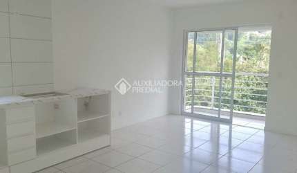 Apartamento com 2 quartos para alugar na Rua das Melissas, 106, Pedra Branca, Palhoça, 100 m2 por R$ 2.400