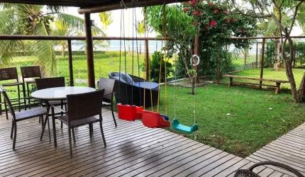 Village para Venda em Camaçari, Guarajuba (Monte Gordo), 2 dormitórios, 1 suíte, 3 banheiros, 1 vaga