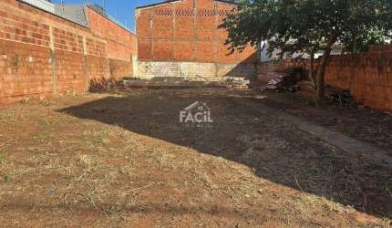 Lote / Terreno em Jardim Jacy  -  Campo Grande