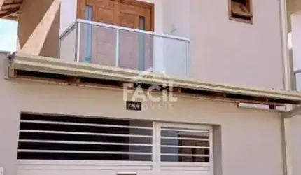 Casa em São Francisco  -  Serra
