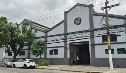Galpão Único na Região.