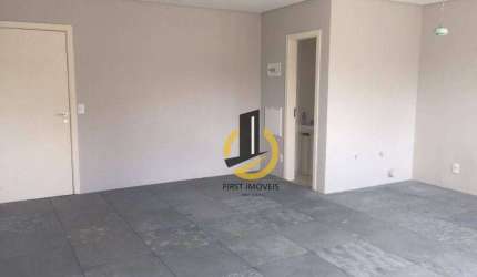 Sala Comercial à venda no Edifício Infinity Trade Center no Ipiranga - 38m² - 1 banheiro - Sacada - 1 vaga