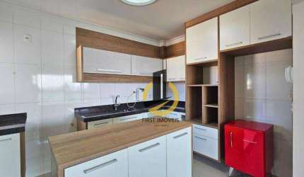 Cobertura à venda no Condomínio Ville de France - 208m² - 4 dormitórios (2 suítes) - 4 banheiros - 3 vagas - em São Bernardo do Campo