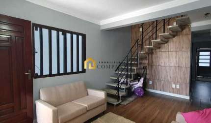 Triplex com espaço gourmet e varanda: O lar perfeito para momentos especiais!