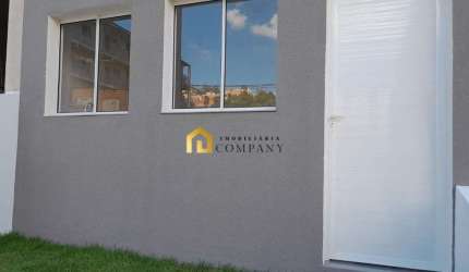 Casa geminada localizada no bairro Jardim Maria Lucia-Votorantim/SP