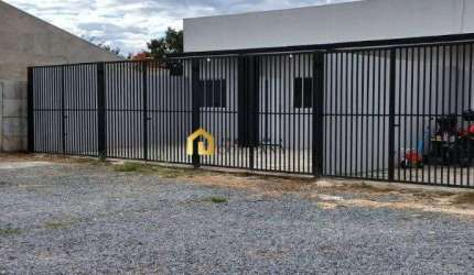Casa Geminada localizada no bairro Vila Barão-Sorocaba-SP