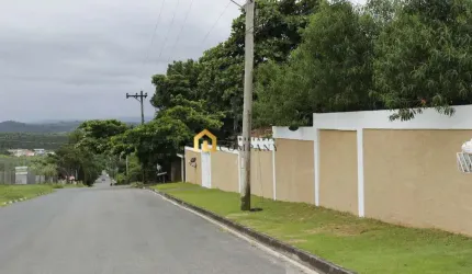 Terreno plana e toda murada em Salto de Pirapora