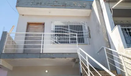 Casa com 2 quartos para alugar na Rua Princesa Isabel, 871, Fátima, Canoas, 64 m2 por R$ 1.250