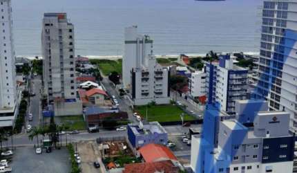 Com vista para o mar, Residencial Del Mare em Piçarras