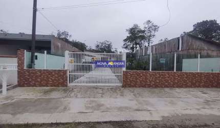 Residencia em alvenaria com aproximadamente 66m² de construção