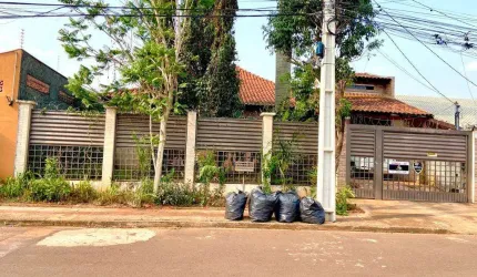 Casa para Venda em Campo Grande, Bairro Seminário, 4 dormitórios, 4 suítes, 5 banheiros, 2 vagas