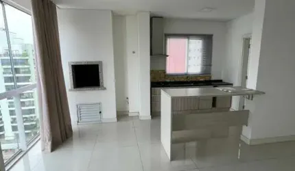 Apartamento com 4 suítes, no centro da cidade com laser completo e 2 vagas de garagem.