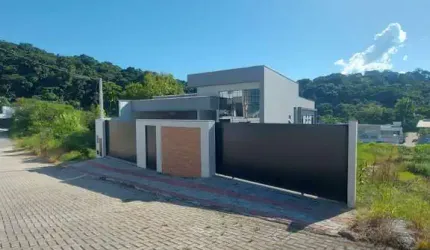 Casa de alto padrão (Loteamento Lagoa Dourada) Souza Cruz