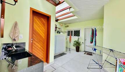 Casa à venda, 3 quartos, 1 suíte, 4 vagas, Centro I - Brusque/SC