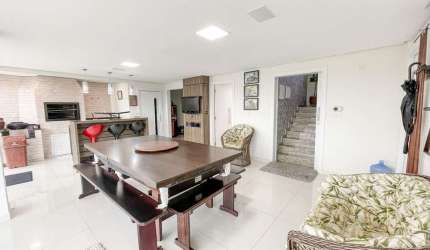 Casa à venda, 2 quartos, 1 suíte, 3 vagas, Centro - Brusque/SC